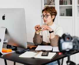 在线轰炸机免费版